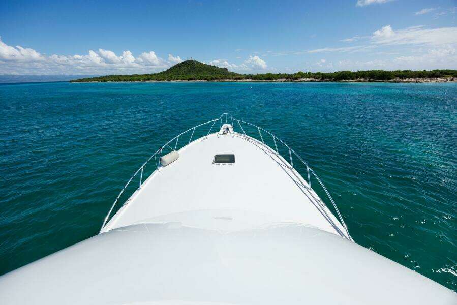 2005 Hatteras 50 Convertible