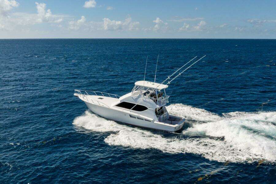 2005 Hatteras 50 Convertible