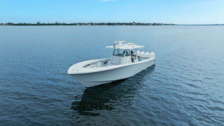 2023 Yellowfin 39 Offshore