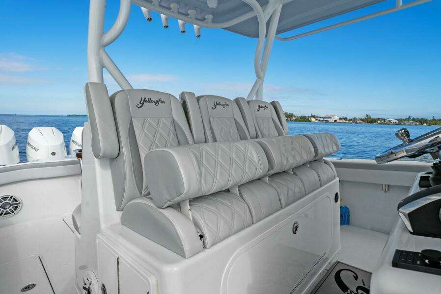 2023 Yellowfin 39 Offshore