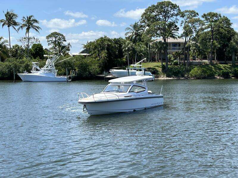 Nimbus Weekender 9 Profile