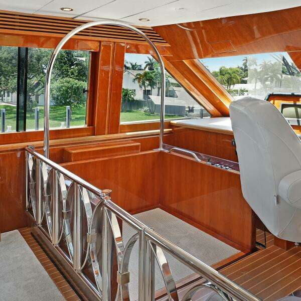 2003 Hargrave Sky Lounge