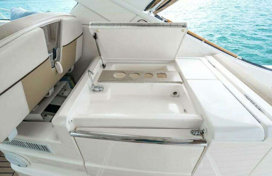 2013 Tiara Yachts 36 Coronet