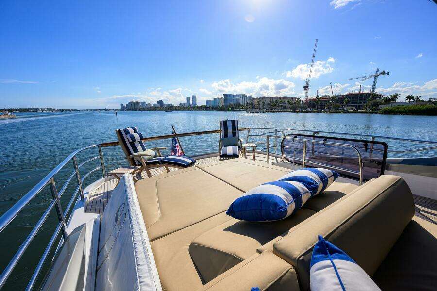 Princess Y78 - Janie II - Bridge Deck