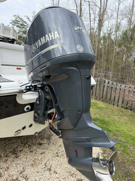 2015 Tidewater 230 LXF