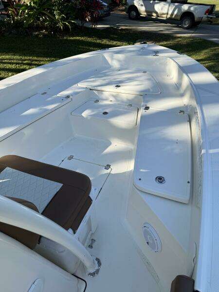 Pioneer 220 Bay Sport