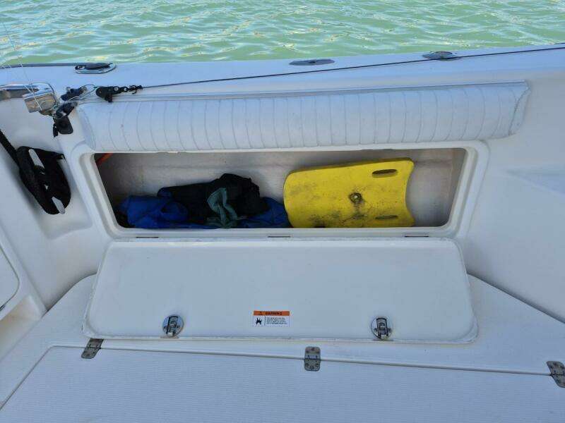 2004 Riviera 4000 Offshore