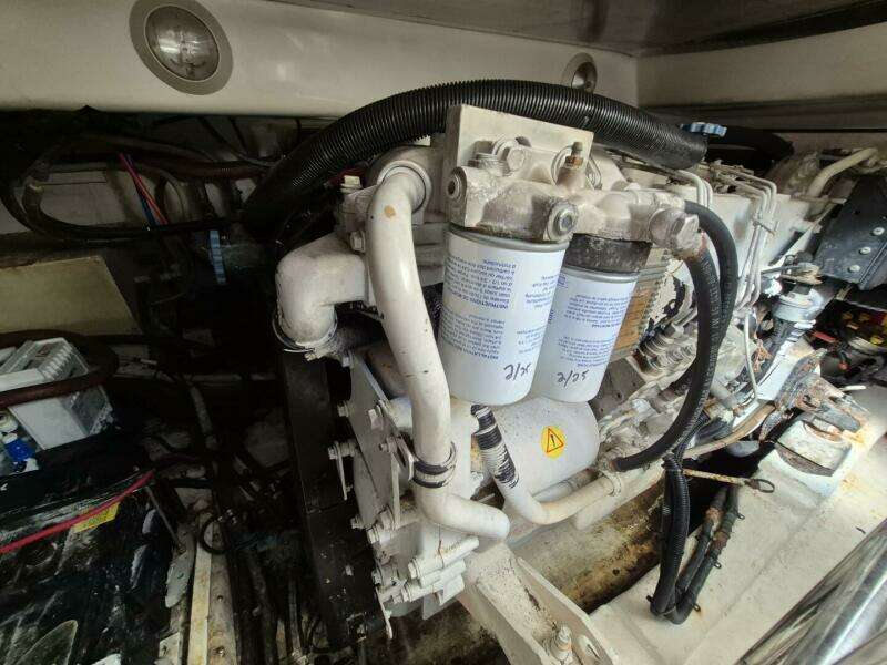 2004 Riviera 4000 Offshore