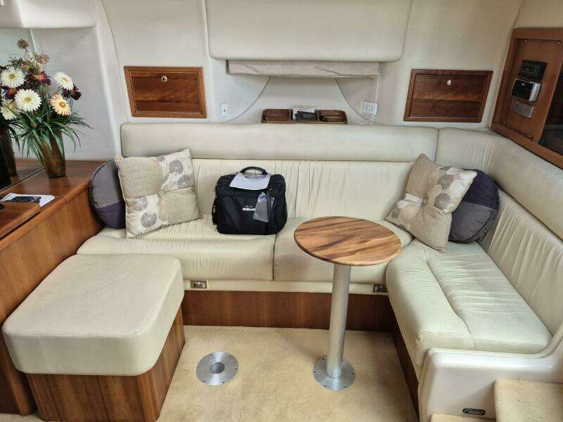 2004 Riviera 4000 Offshore