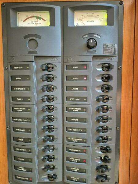 2004 Riviera 4000 Offshore