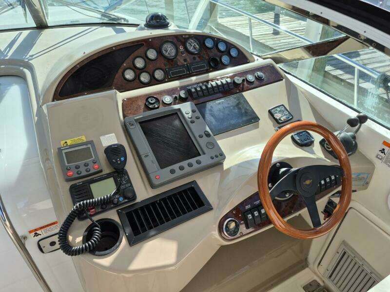 2004 Riviera 4000 Offshore