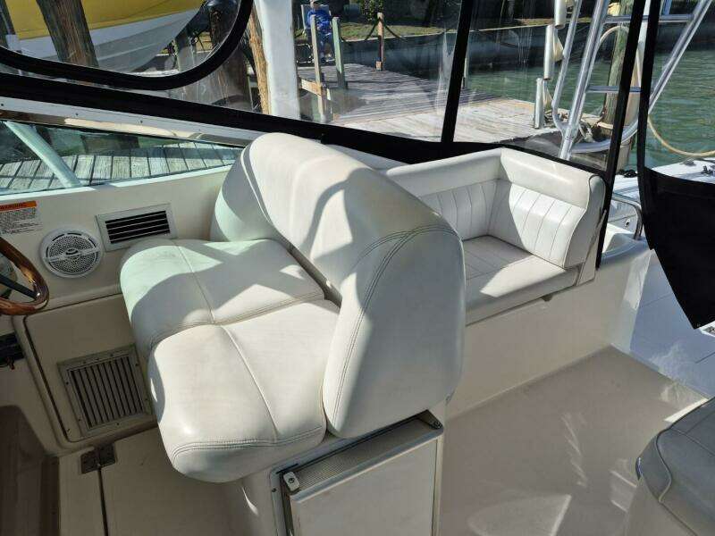 2004 Riviera 4000 Offshore