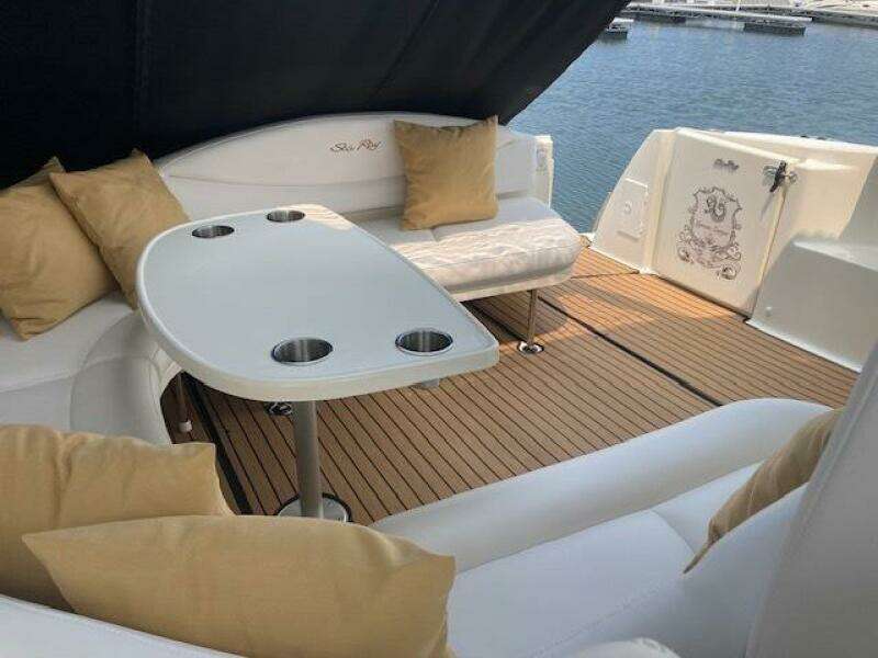 2001 Sea Ray 380 Sundancer