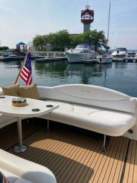 2001 Sea Ray 380 Sundancer
