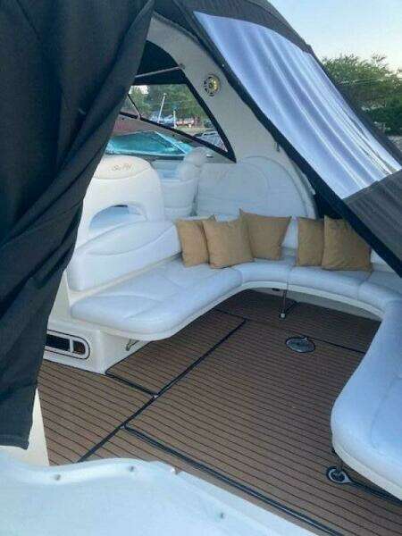 2001 Sea Ray 380 Sundancer