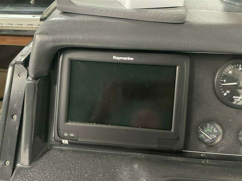 1993 Sea Ray 300 Weekender