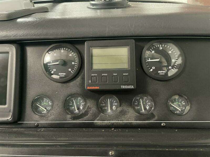 1993 Sea Ray 300 Weekender
