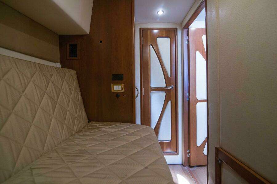 Silverton 52 - Immersed - 