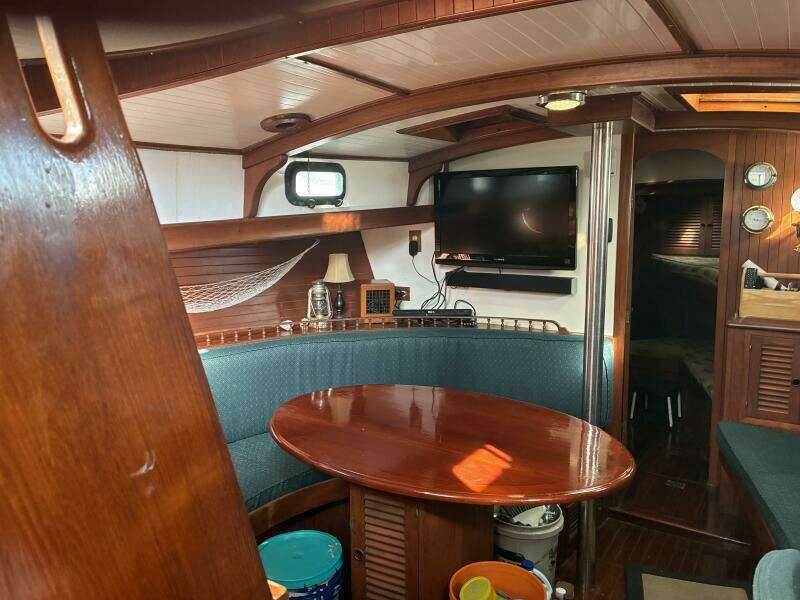 1983 Vagabond 42 Ketch