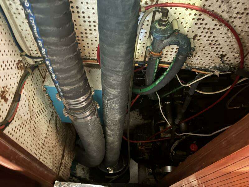 1983 Vagabond 42 Ketch