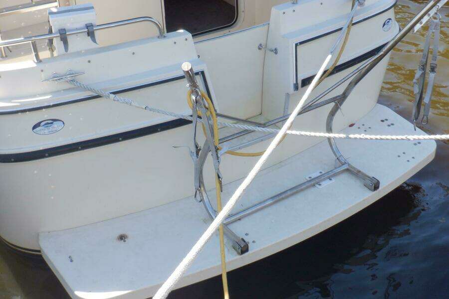 2004 Camano 31 Troll