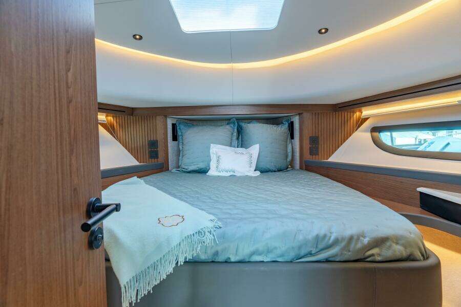 ECLIPSE 505 Shadow - 