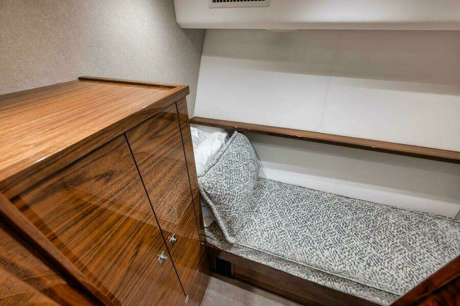 Viking 72 Skybridge - Chelsea -Stateroom