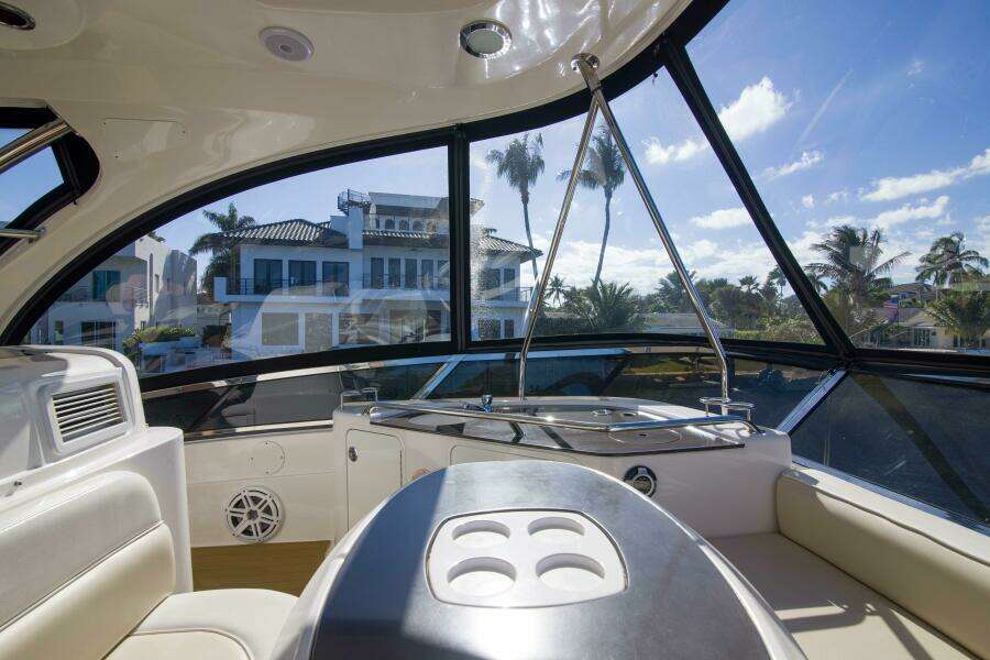 Sea Ray 52 - Exodus - Flybridge 