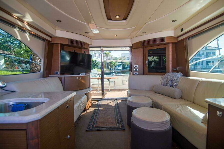 Sea Ray 52 - Exodus - Salon