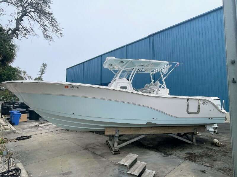 2019 Sea Fox 328 Commander