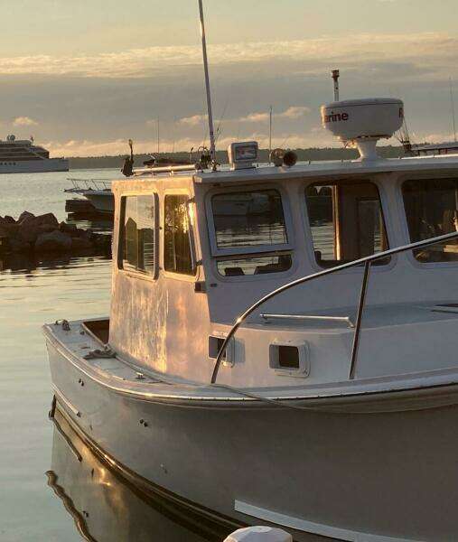 2000 Harvey Boat Works Seaworthy 28