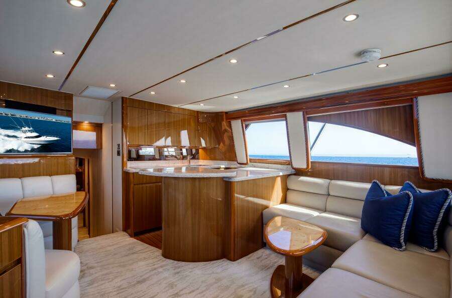 Viking 48 - Dorothy Marie - Salon