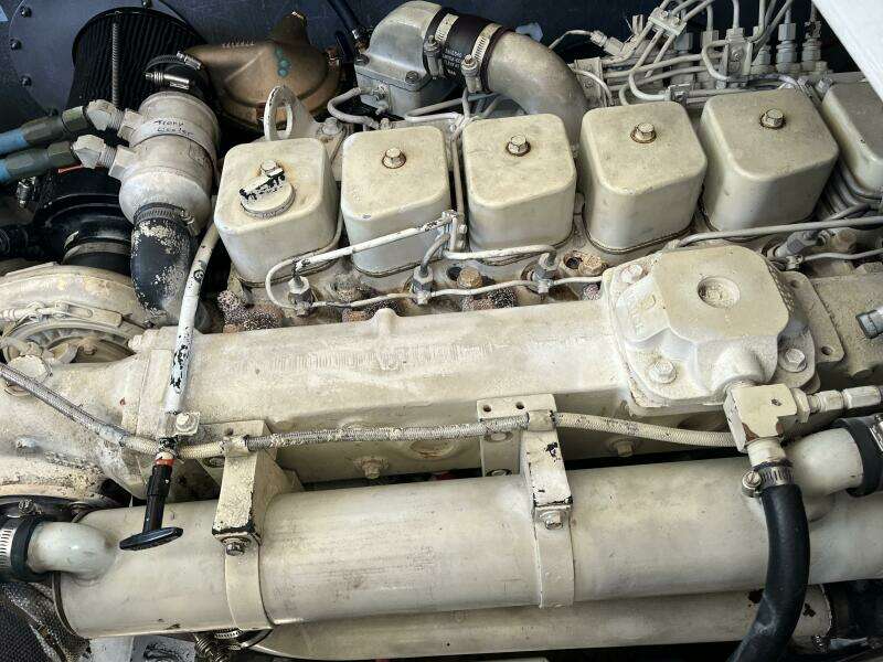 1996 Bayliner 3788 Command Bridge