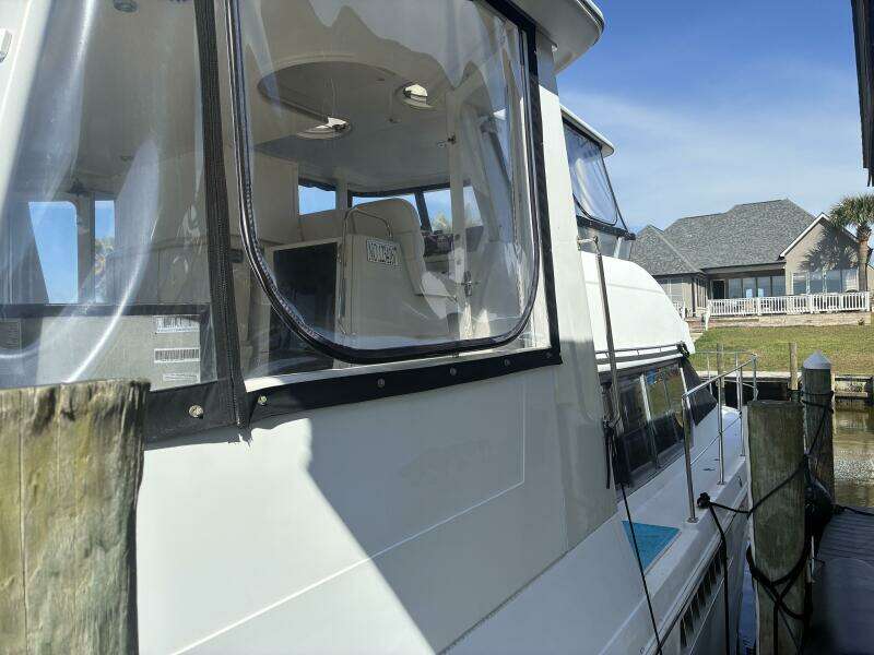 Carver 455 Aft Cabin
