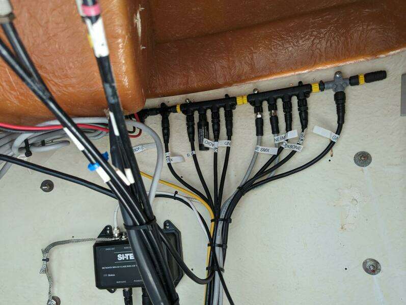 Carver 455 Aft Cabin