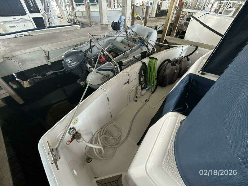 43' Mainship aftdeck2