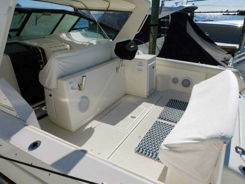1995 Tiara Yachts 3500 Express