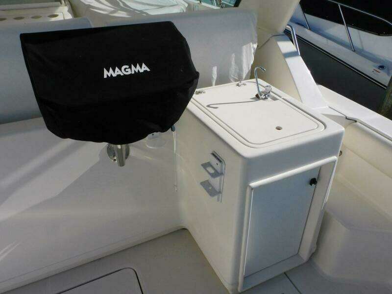 1995 Tiara Yachts 3500 Express