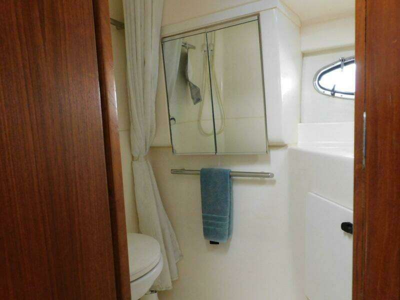 1995 Tiara Yachts 3500 Express