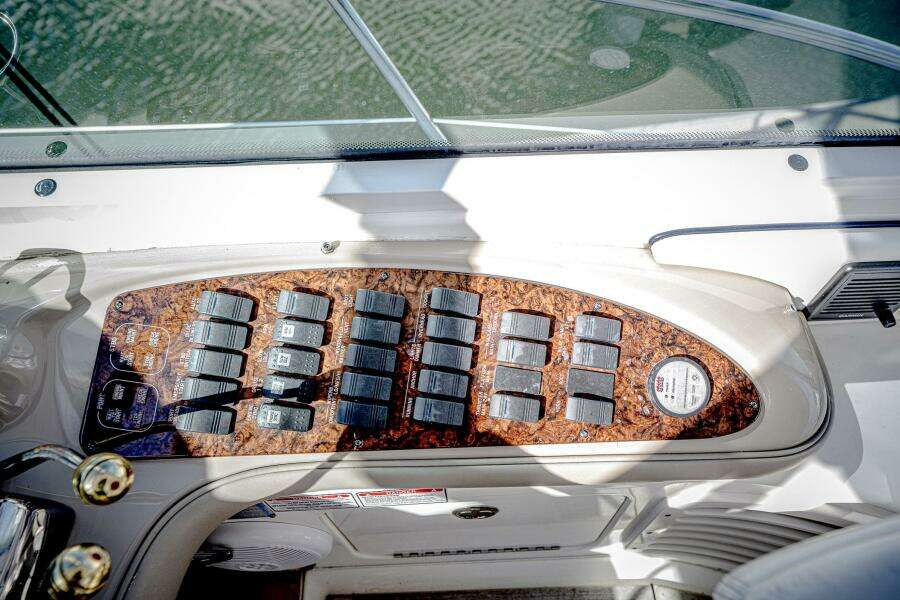 2005 Sea Ray 500 Sundancer