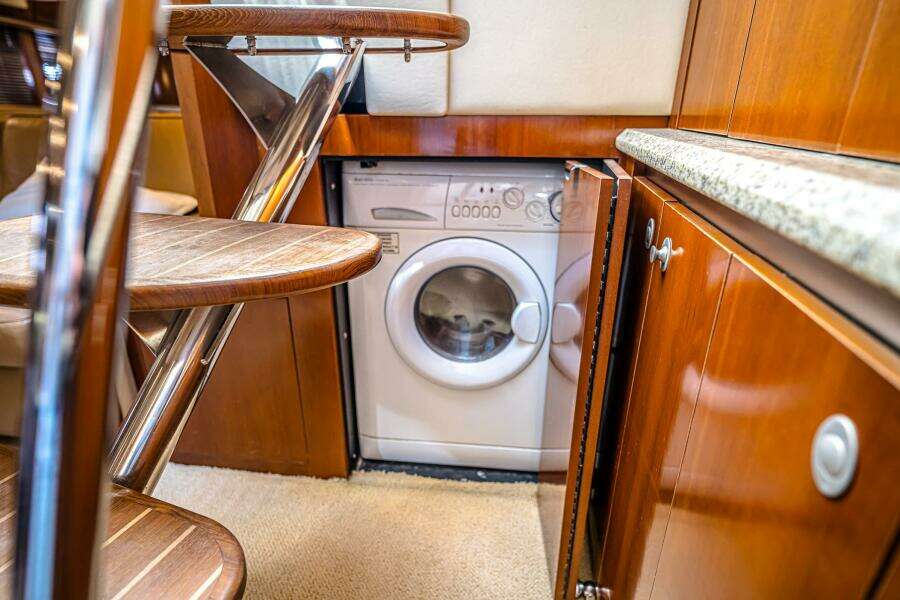 2005 Sea Ray 500 Sundancer