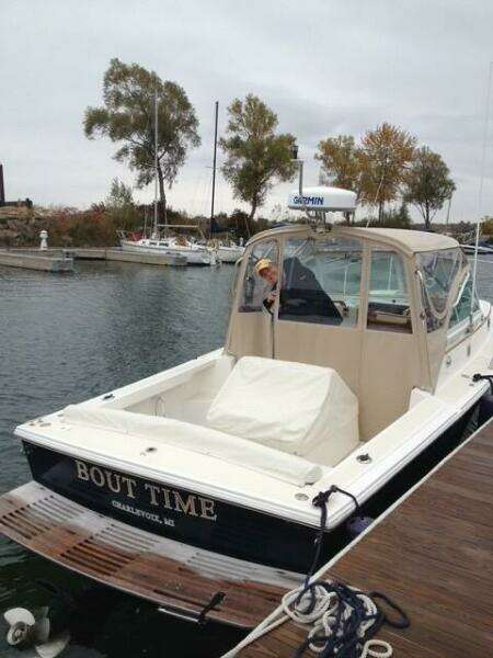 2005 Hunt Yachts 25 Surfhunter