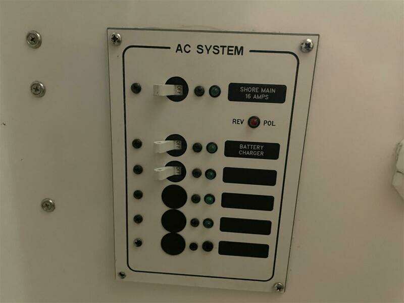 2005 Hunt Yachts 25 Surfhunter