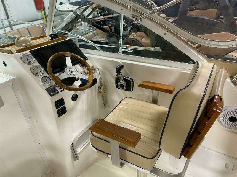 2005 Hunt Yachts 25 Surfhunter