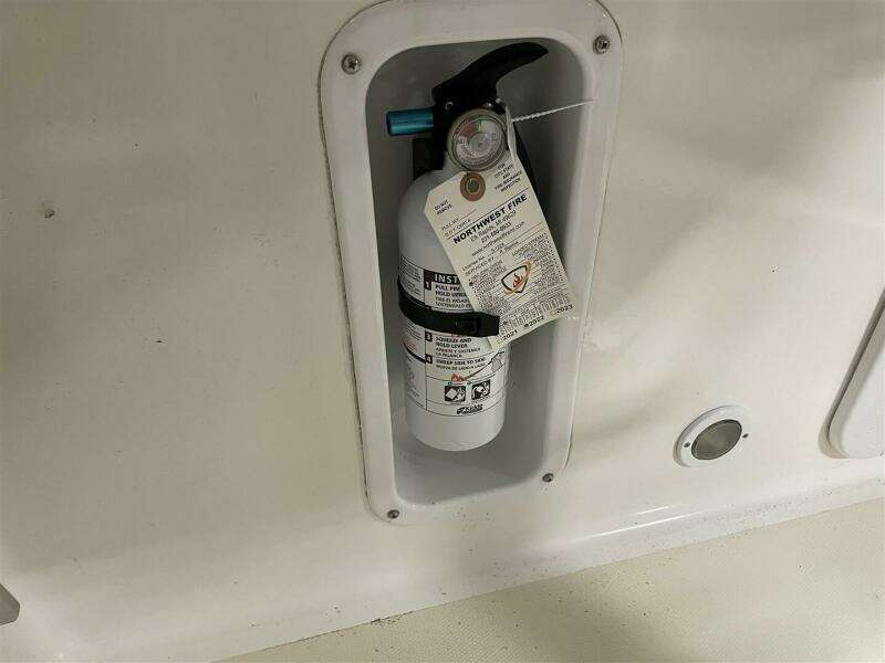 2005 Hunt Yachts 25 Surfhunter