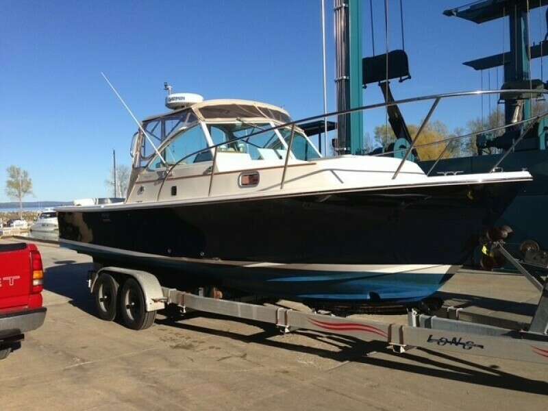 2005 Hunt Yachts 25 Surfhunter