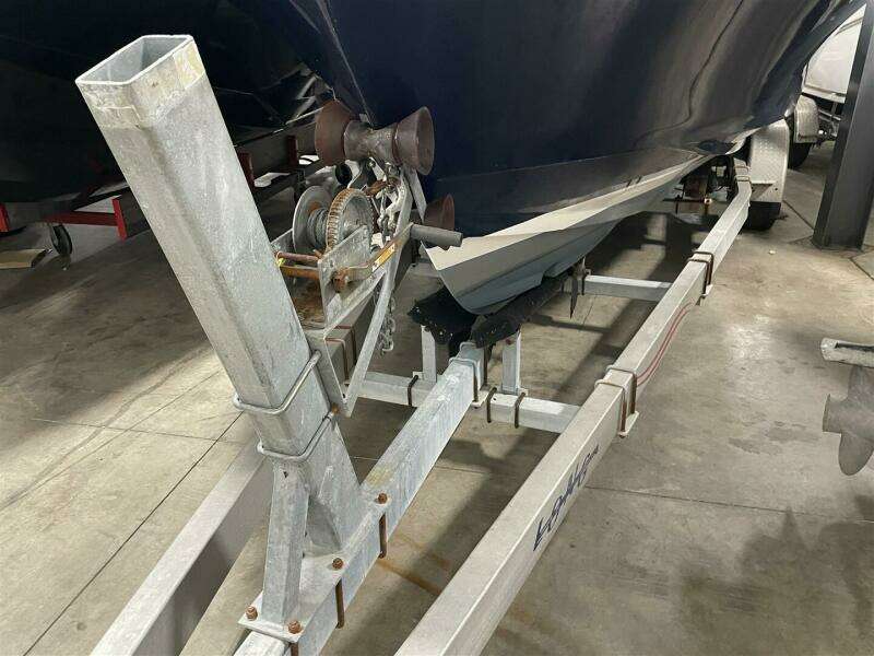 2005 Hunt Yachts 25 Surfhunter