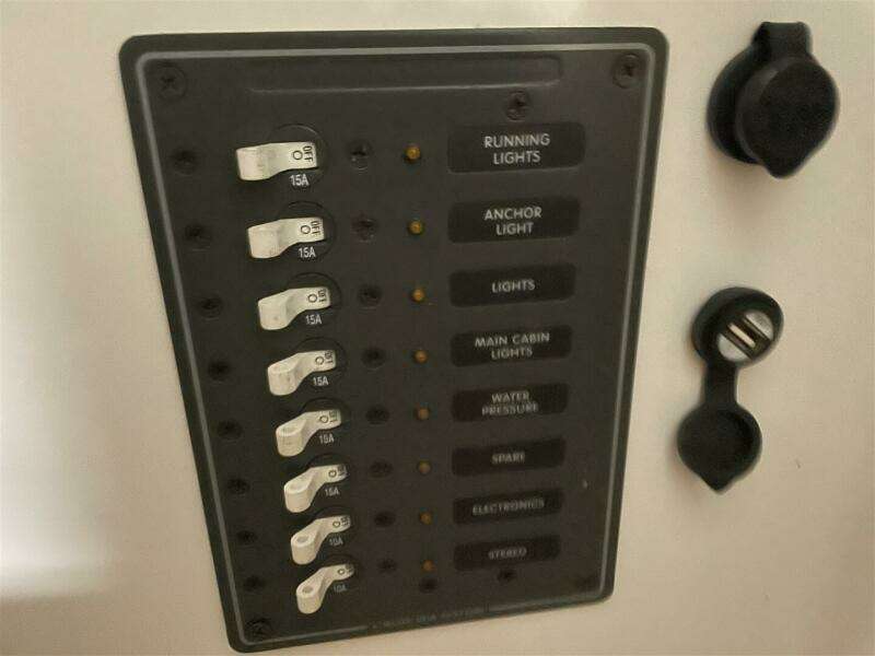 2005 Hunt Yachts 25 Surfhunter