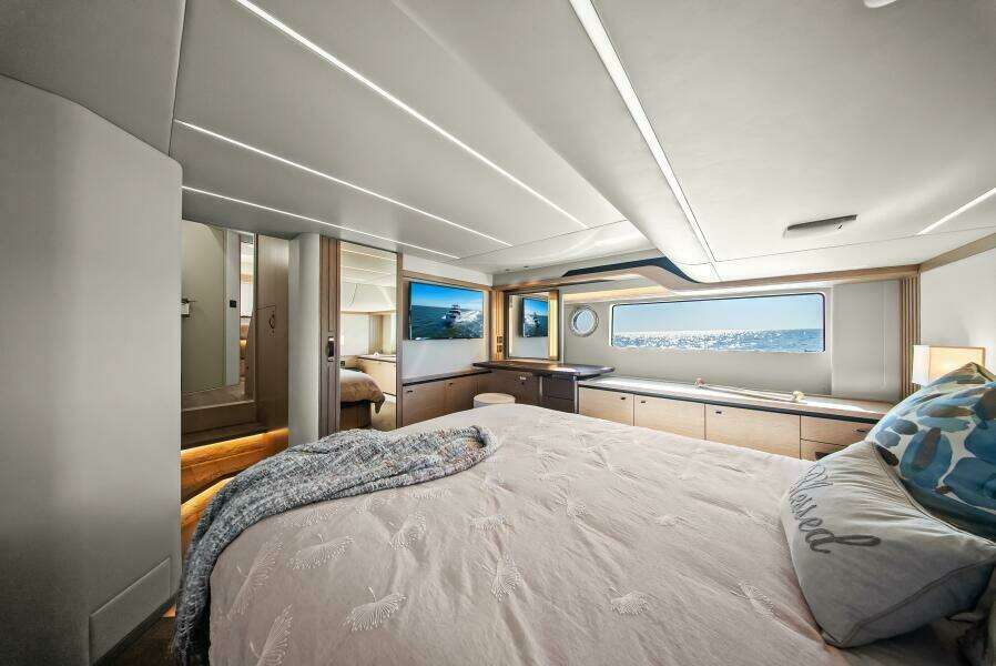 2025 Absolute Navetta 53 - Stateroom
