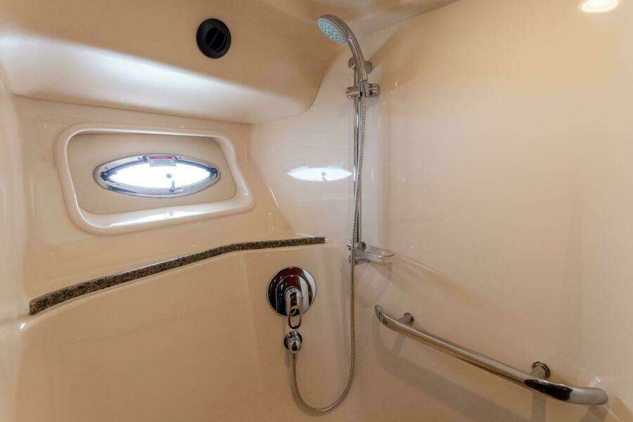 2008 Sea Ray 58 Sedan Bridge